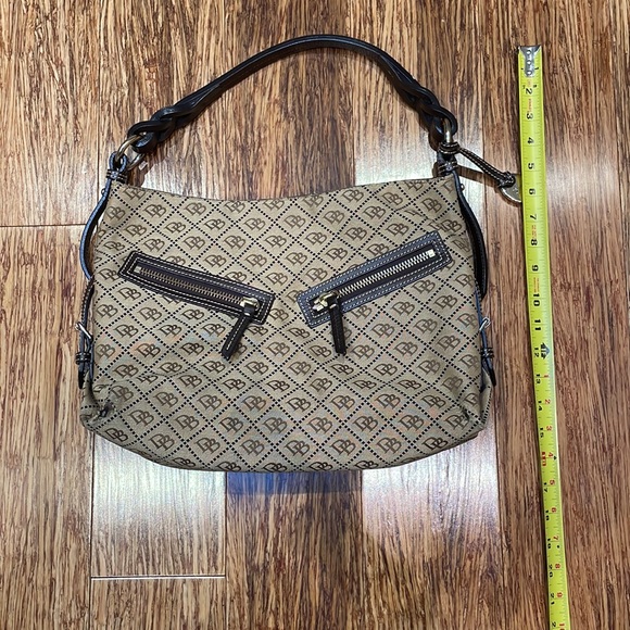 Dooney & Bourke brown monogram shoulder bag - Picture 3 of 13